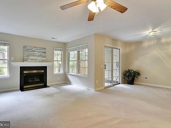 4th image of 4029 Shaughnessy Ct