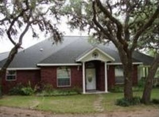 211 Hester Rd, Victoria, TX 77905