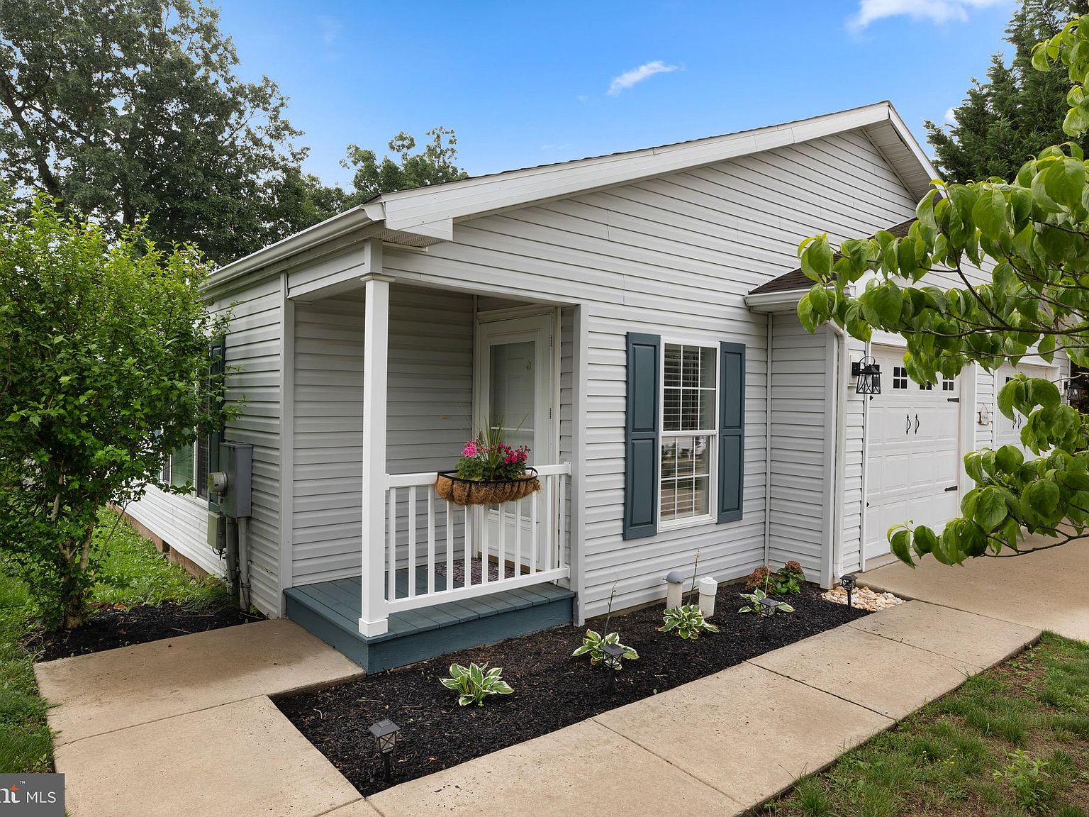 1044 Scenic View Dr, Schwenksville, PA 19473 Zillow