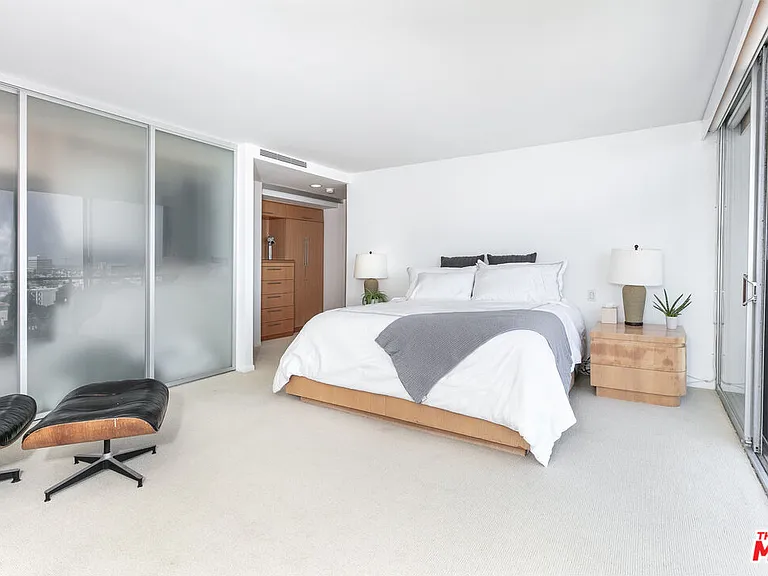 535 Ocean Ave #11D — Photo 12