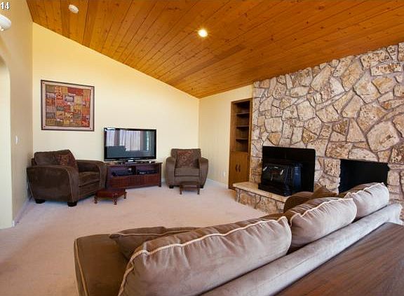 3rd image of 4171 Aubert Dr
