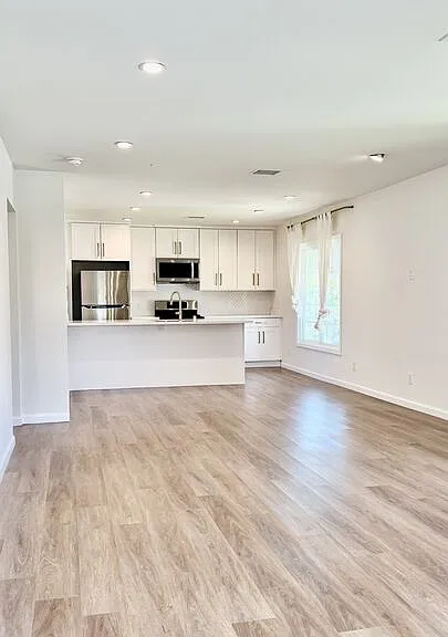 4770 Edgewood Pl — Photo 2