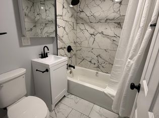 224 Dover St #1, New Haven, CT 06513