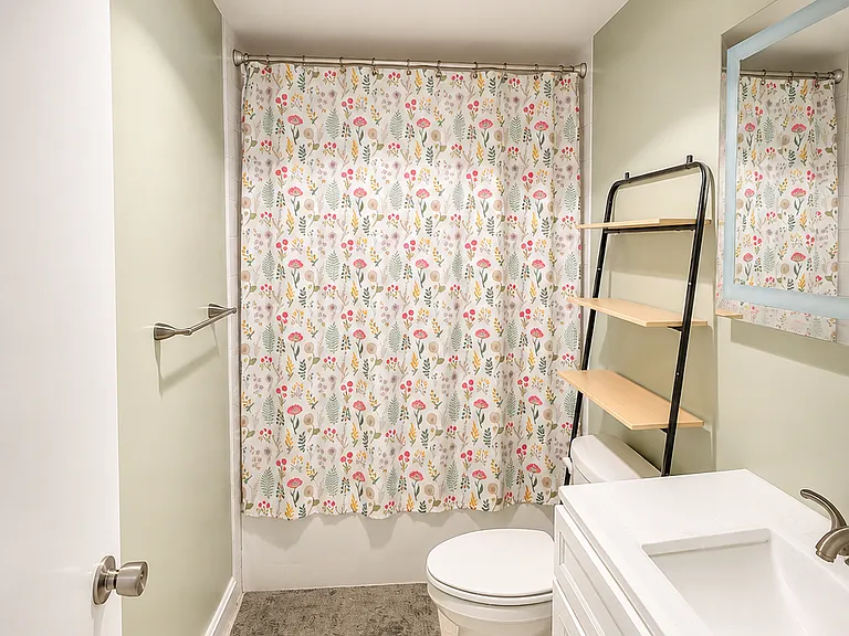 full bathroom