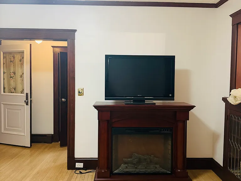 117-119 Butler Rd #1 — Photo 6