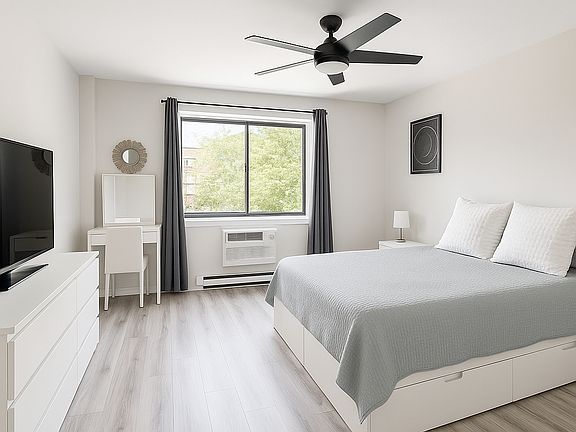 5th image of 35 Glencoe St #2