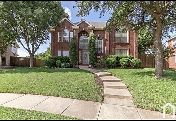 2nd image of 11100 Creekwood Dr