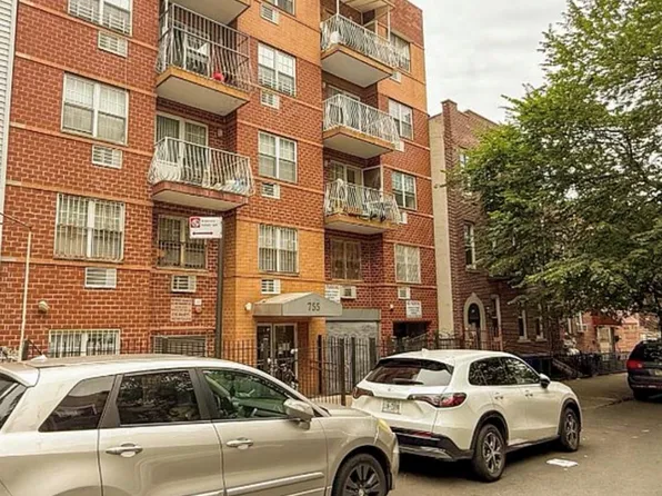 755 40TH Street #3C, Brooklyn, NY 11232