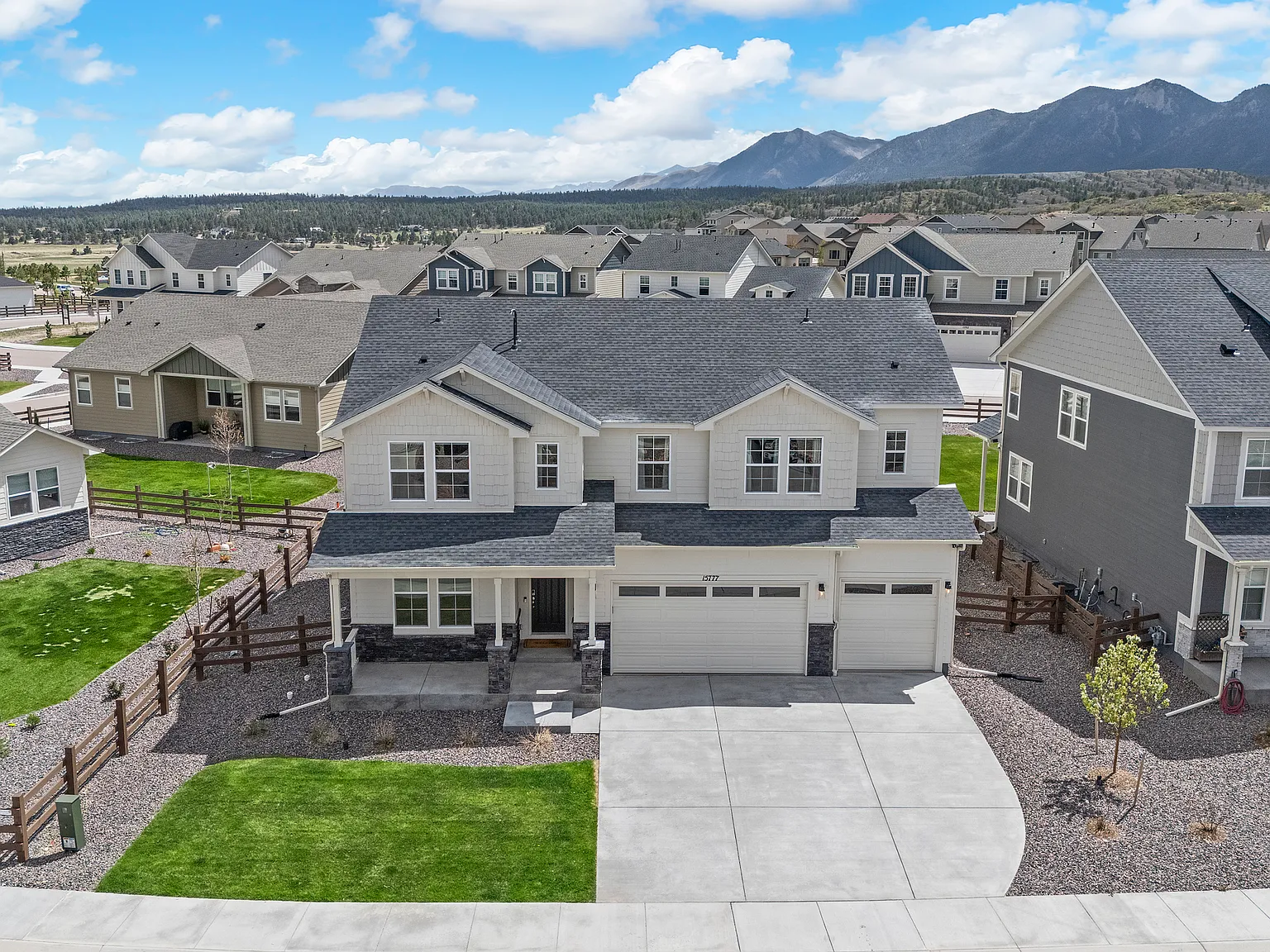 15777 Little Bluestem Rd — Photo 1