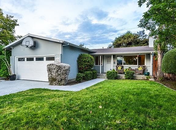 2nd image of 4338 Gayle Dr