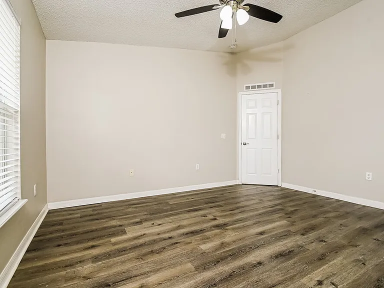 12913 Brookcrest Pl — Photo 9