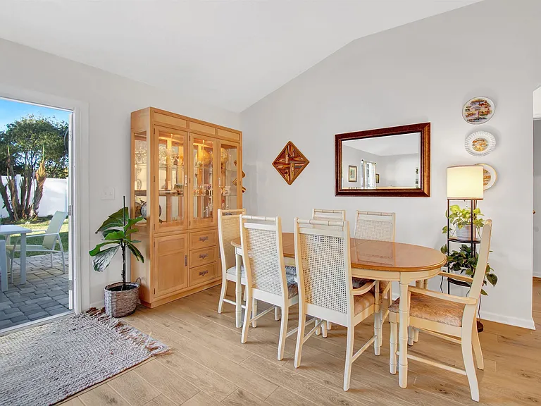 880 Oak Arbor Cir — Photo 9