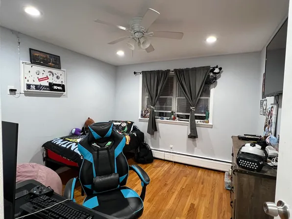 3586 Kennedy Boulevard image 18 of 44