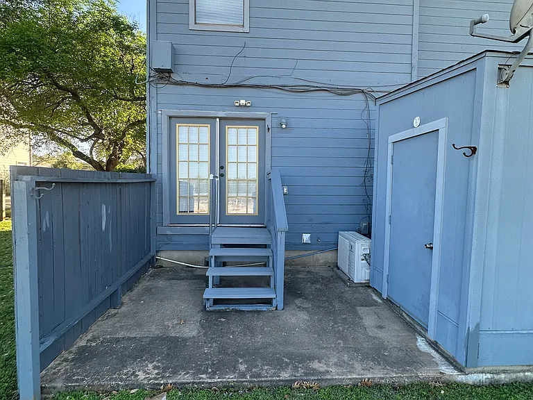 3005 Whisper Oaks Ln #A — Photo 14