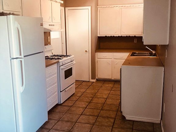 3rd image of 1412 Lawton