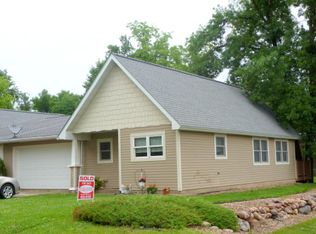 1931 Norway Ave, Windom, MN 56101