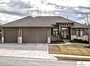 17707 Burdette St, Omaha, NE 68116