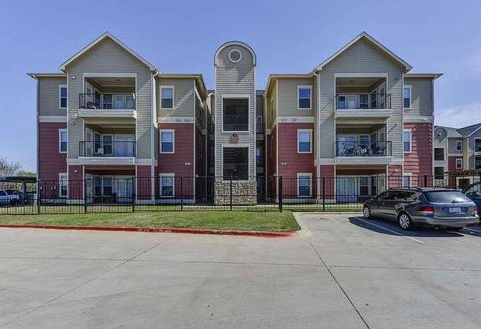 1st image of 1901 Crossing Pl APT 3203