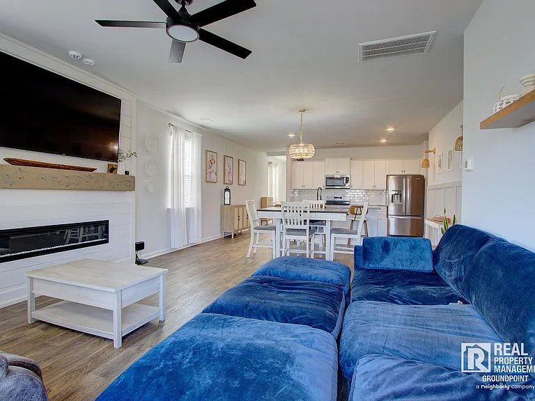 146 Ivory Shadow Rd — Photo 9