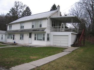 862 Iron Ridge Rd APT H, Spring Grove, PA 17362