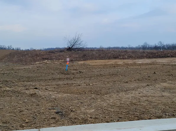 5452 Championship Dr #30, Linden, MI 48451