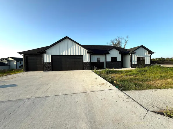 940 Stacy Dr, Ashland, MO 65010