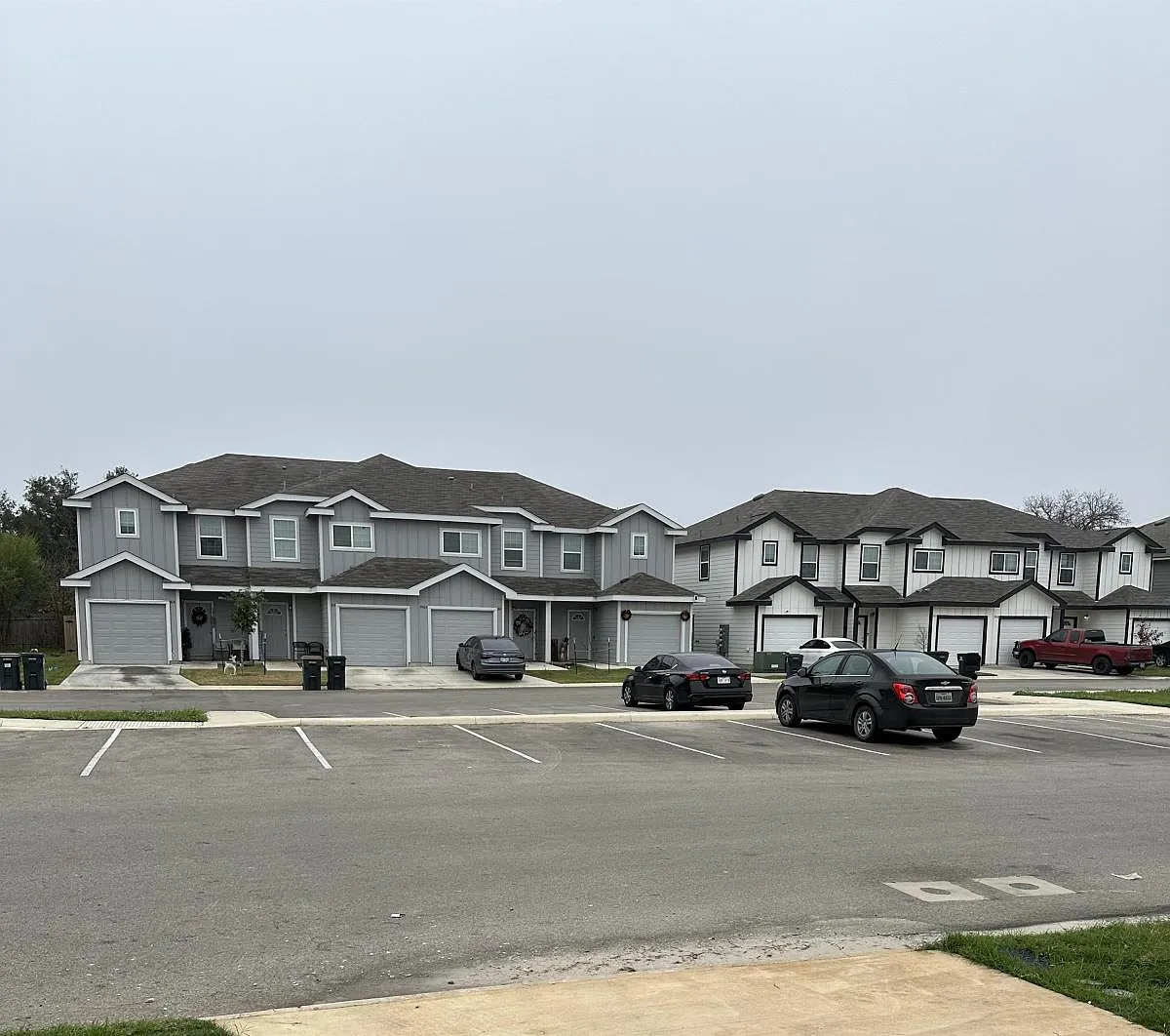 Building Photo - 9919 Grove Mist #104