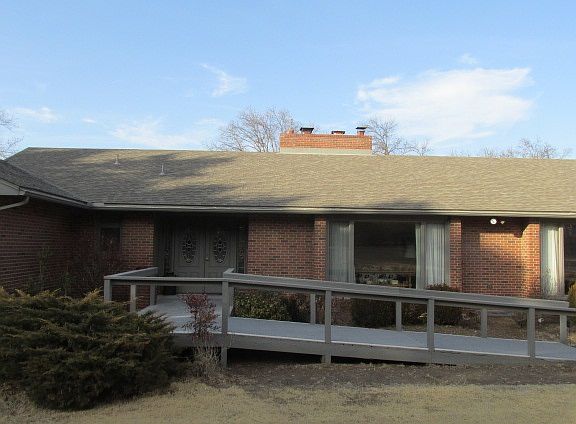 2nd image of 25 Crestwood Dr