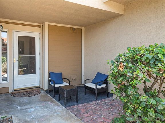 4th image of 10725 Lisa Meadows Dr Unit C