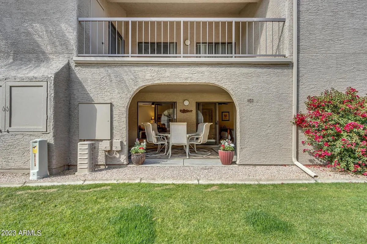 2 bed, 1415 sqft, $2,500 — Photo 4