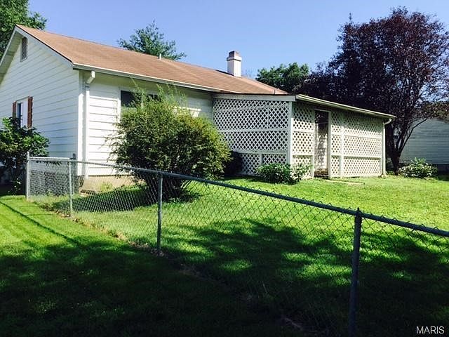 2nd image of 1 Gateswood Dr