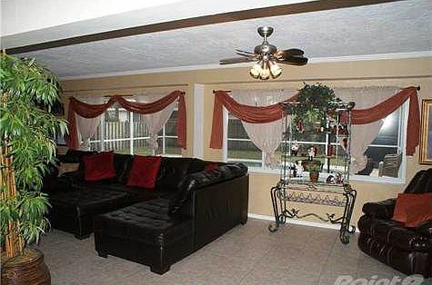 5th image of 3528 Brookline Dr
