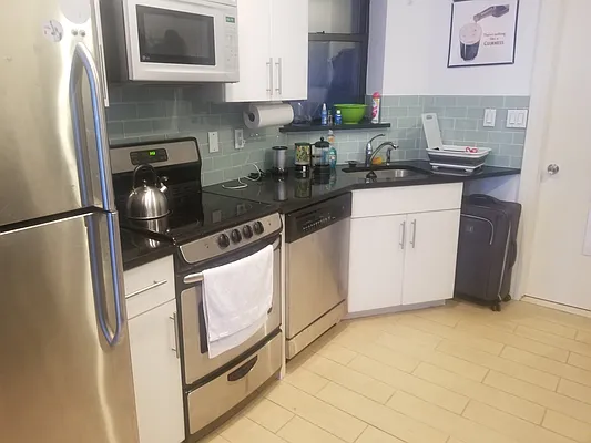 Rented by Building Equity Real Estate LLC | media 15