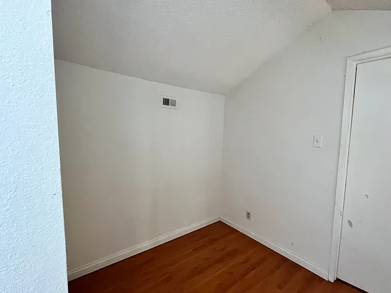 908 S Garfield Ave — Photo 14