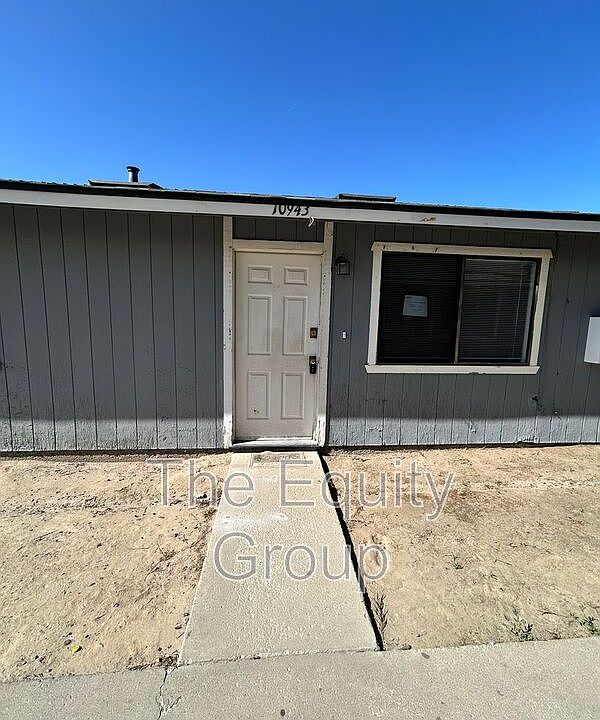 1st image of 10943 Thompson Dr