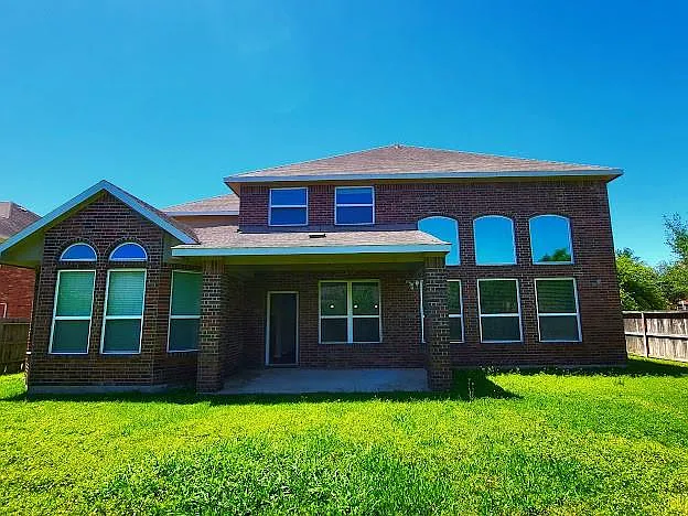 10007 Shire Green Ln — Photo 5