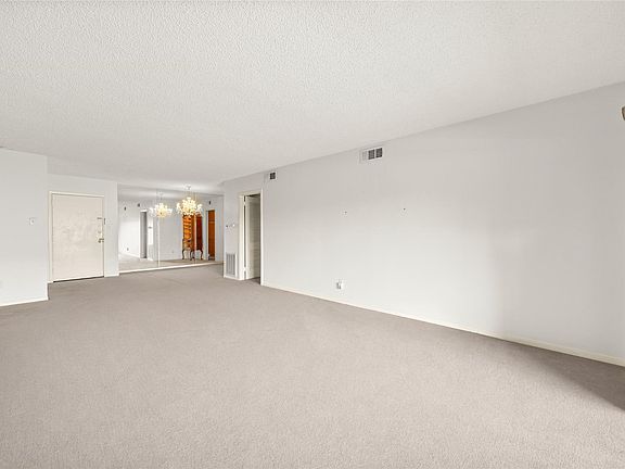 3rd image of 2700 Bellefontaine St APT B30