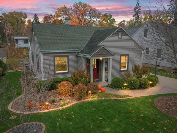 711 Hutchins Ave, Ann Arbor, MI 48103