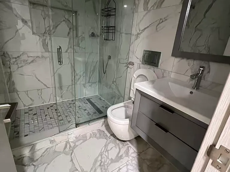 582 Westwood Ave #1 — Photo 4