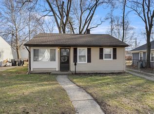 10101 Albany St, Oak Park, MI 48237