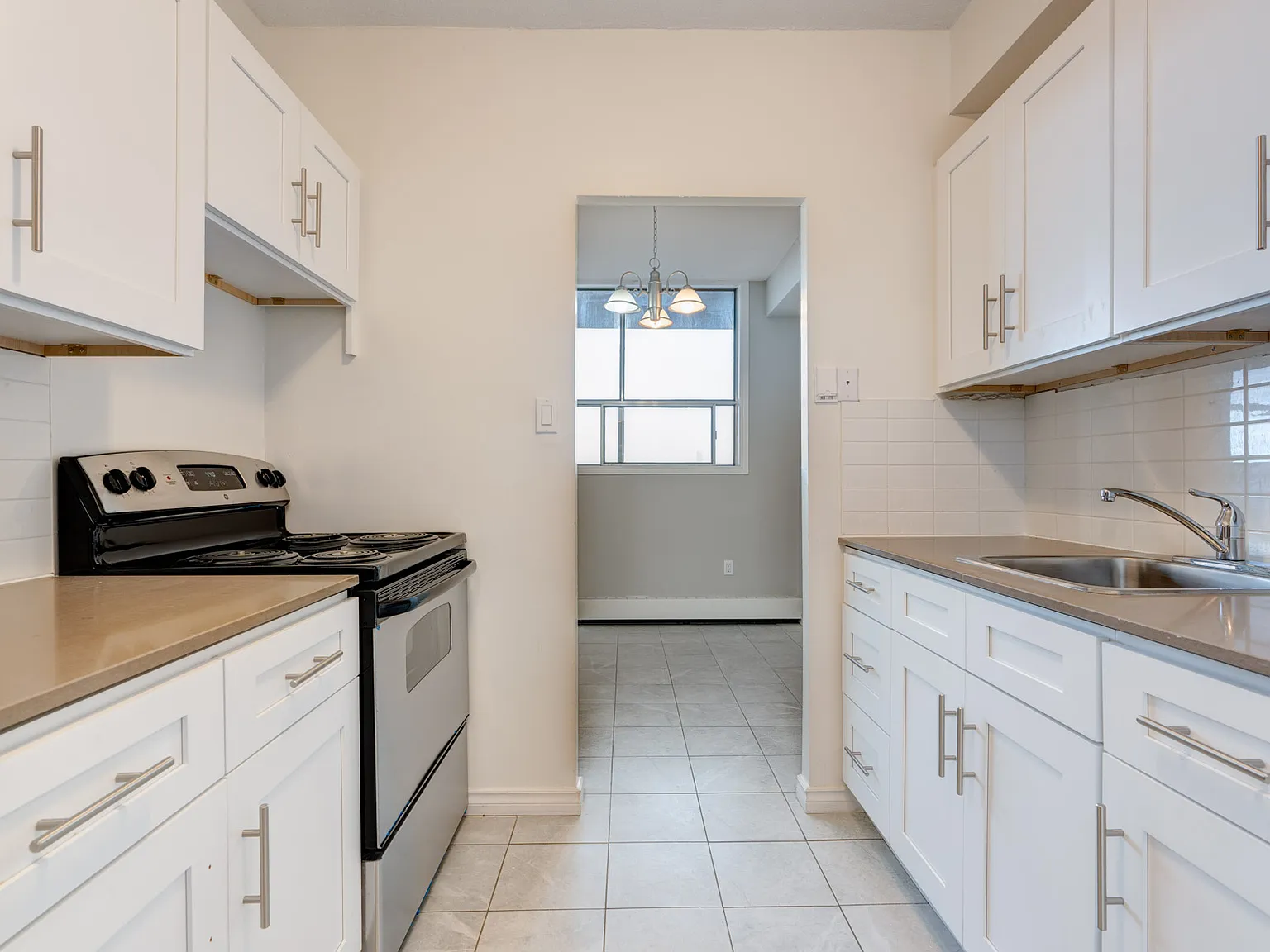 222 Nonquon Road — Photo 3