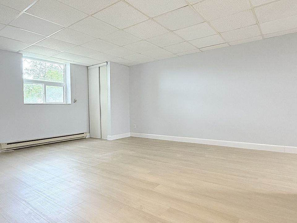 1st image of 1071 McDougall St #102