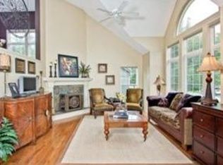 5310 Roundtree St, Shawnee, KS 66226