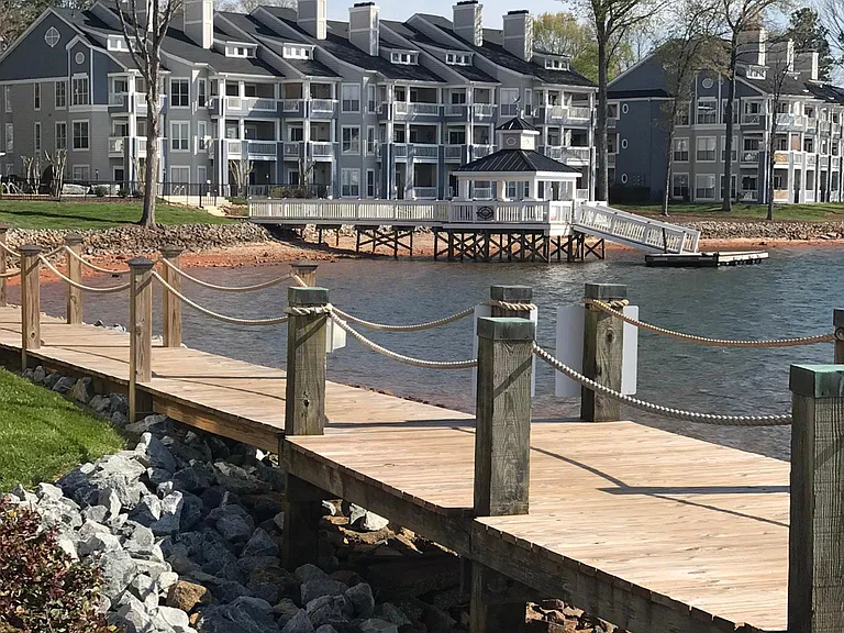 Southpoint Condos
Enjoy a walk around the Lake