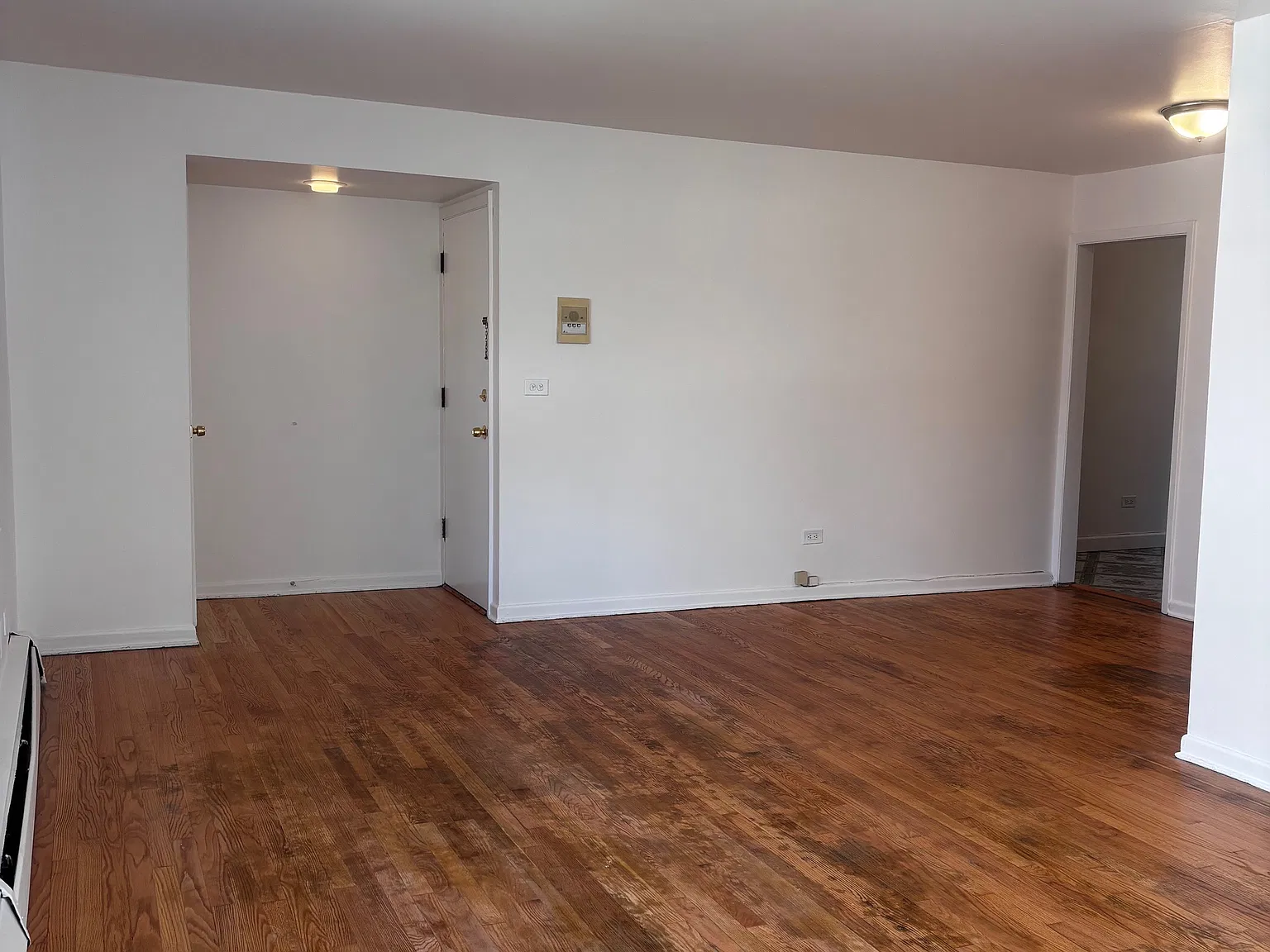 1 bed, 895 sqft, $925 — Photo 4