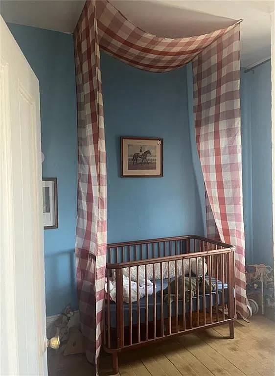 2 bed, 1.0 bath, 1000 sqft, $2,400 — Photo 3