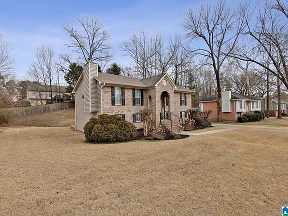 3rd image of 1087 Kings Forest Dr