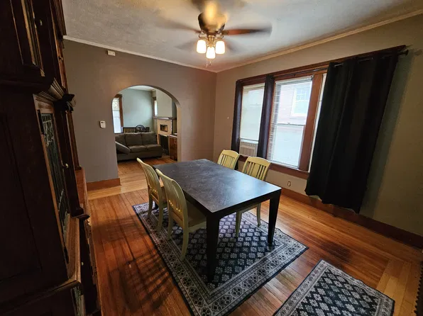 4819 Cass St APT 1, Omaha, NE 68132
