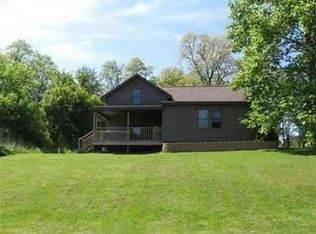 9670 E 350 S, Wolcottville, IN 46795