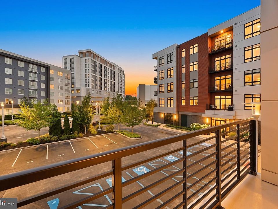 1st image of 575 S Goddard Blvd Unit 208